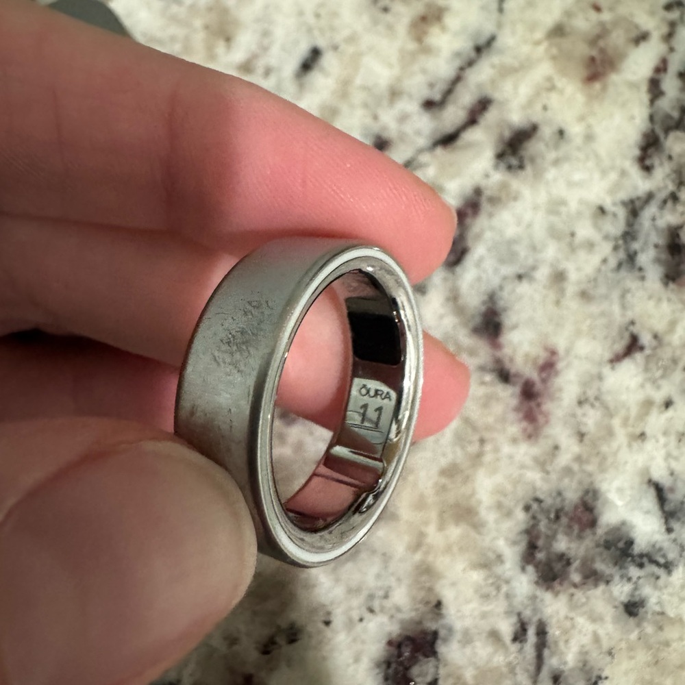Oura Ring 4– size 11